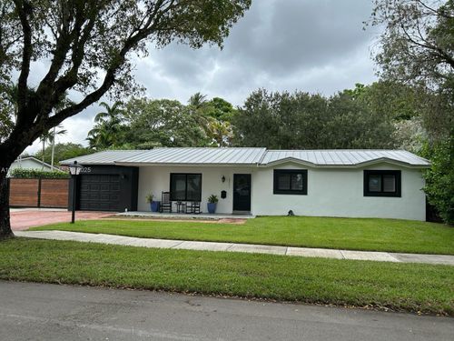 10261 Sw 109th St, Miami, FL, 33176-3464 | Card Image