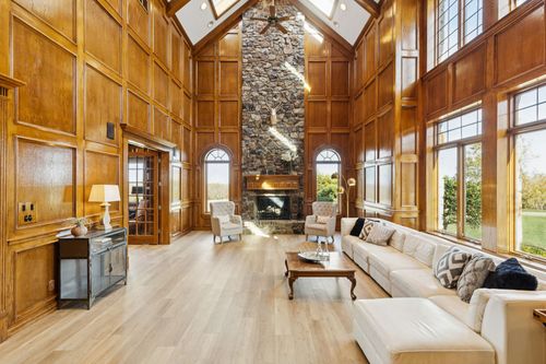 362 Woodland Hills Dr, Sherman, TX, 75092-6702 | Card Image