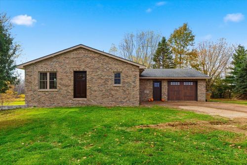 1277 Delta St, Ogilvie, MN, 56358-3558 | Card Image