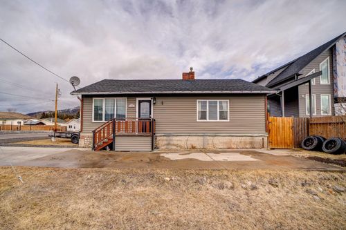 8301 18 Ave, Coleman, AB, T0K0M0 | Card Image