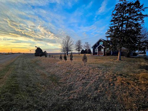 402 Road 7, Henderson, NE, 68371-8885 | Card Image