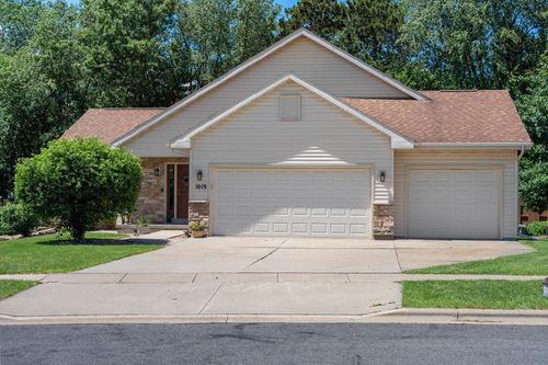 1019 21st Street, Prairie Du Sac, WI, 53578 | Card Image