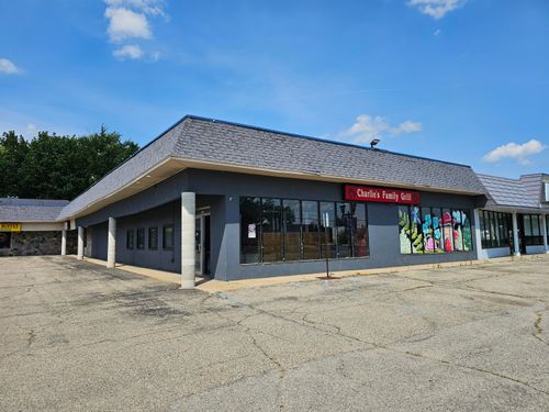 1013-1025 W Main St, Fremont, MI, 49412-1420 | Card Image