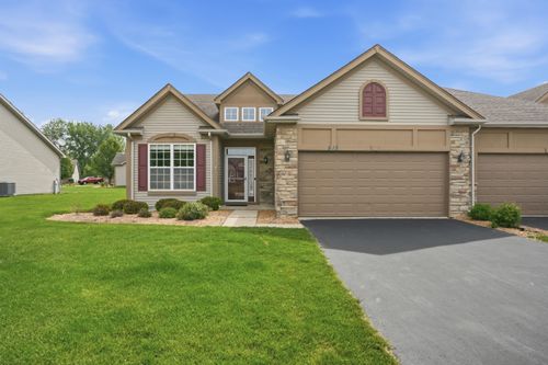 815 Charlevoix Way, Schererville, IN, 46375-1789 | Card Image