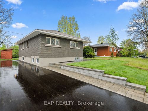 2393 Sheldon Ave, Ottawa, ON, K2C1K4 | Card Image