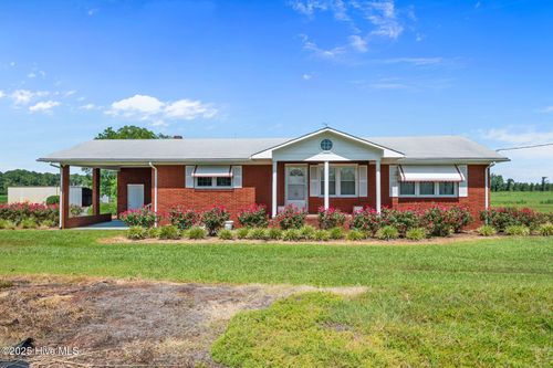 439 Vine Swamp Rd, Kinston, NC, 28504-7155 | Card Image