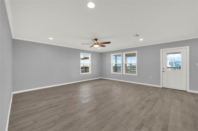 1741 Blue Water Hwy, House other with 2 bedrooms, 2 bathrooms and null parking in Freeport TX | Image 9