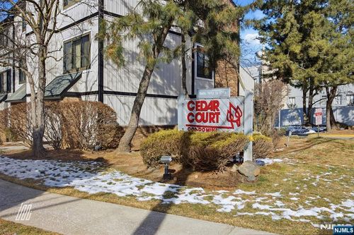 1511 John Street, Fort Lee, NJ, 07024 | Card Image