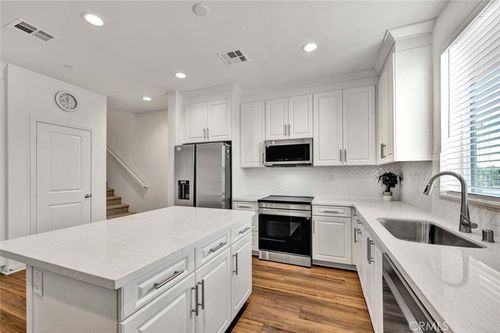 7-2410 E Agave, Anaheim, CA, 92806 | Card Image