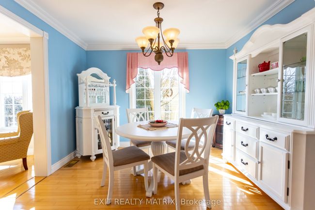 257 N Russell Rd, House other with 4 bedrooms, 3 bathrooms and 8 parking in Russell ON | Image 10
