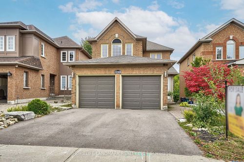 upper-258 Stone Rd, Aurora, ON, L4G6Y7 | Card Image