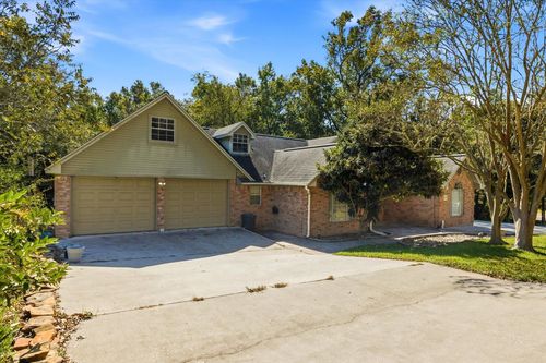 205 Don Q Ln, Baytown, TX, 77523-8978 | Card Image