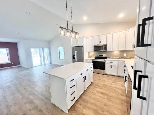 2106 Aruba Dr, Bedford, IN, 47421-5350 | Card Image