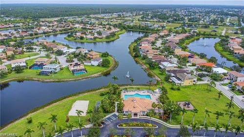 2533 Deerfield Lake Ct, CAPE CORAL, FL, 33909-2944 | Card Image