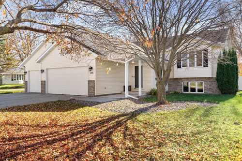 875 18th St Se, Owatonna, MN, 55060-4138 | Card Image