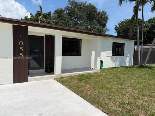 1055 Nw 143rd St, Miami, FL, 33168-6913 | Card Image