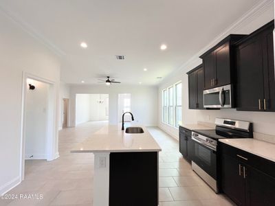 KITCHEN - LIVING ROM VIEW | Image 3