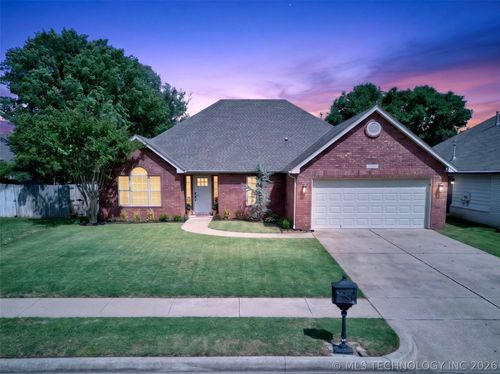 12429 S 99th Eastavenue, Bixby, OK, 74008 | Card Image