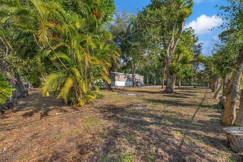 2170 Bahia Ln, NORTH FORT MYERS, FL, 33917-1901 | Card Image