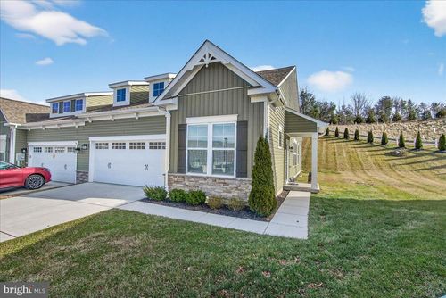 2896 Town View Cir, NEW WINDSOR, MD, 21776-8712 | Card Image