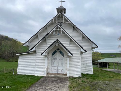 500 Possum Holler Rd, Saltville, VA, 24370 | Card Image