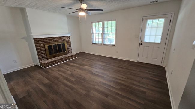 4610 Hamlet Walk Se, House other with 3 bedrooms, 2 bathrooms and null parking in Conyers GA | Image 8