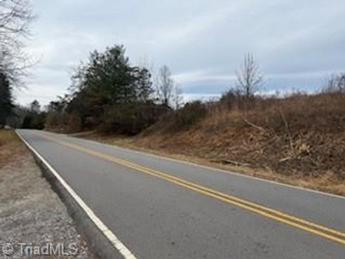 435 Old Brickyard Road, North Wilkesboro, NC, 28659 | Card Image