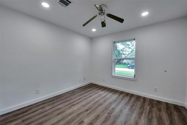 1906 Night Star Ln, House other with 4 bedrooms, 2 bathrooms and 2 parking in Houston TX | Image 15
