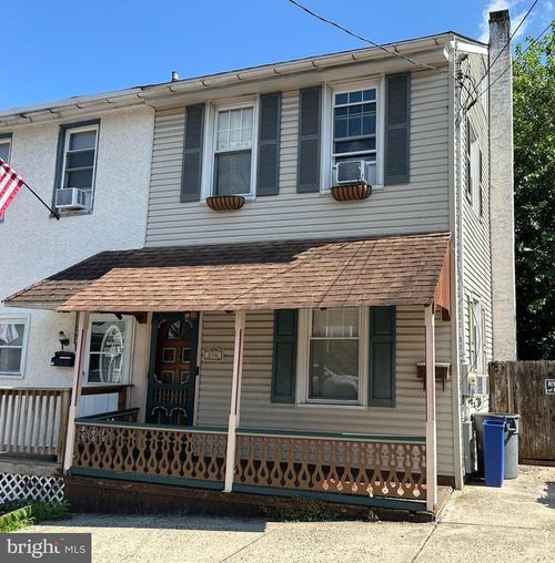 146 Hall St, SPRING CITY, PA, 19475-1813 | Card Image