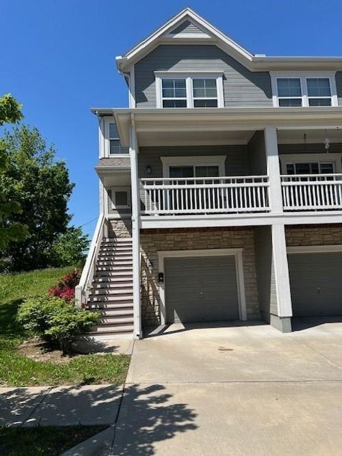 1126 Armstrong Ave, Kansas City, KS, 66102-4445 | Card Image