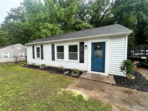 2266 Old Spring Rd Se, Smyrna, GA, 30080-1317 | Card Image