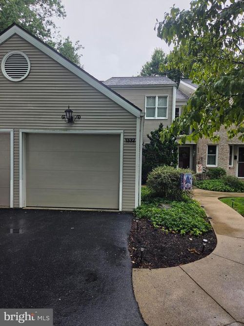 1332 Woodland St, LEBANON, PA, 17042-6559 | Card Image