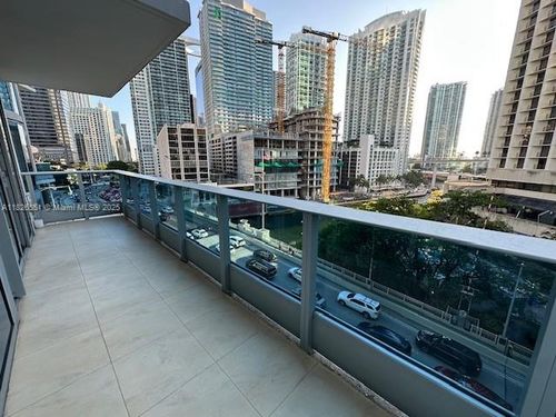 apt-701-200 Biscayne Boulevard Way, Miami, FL, 33131-2117 | Card Image