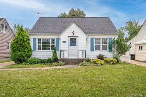 76 Canterbury Ln, Tonawanda, NY, 14217-1102 | Card Image