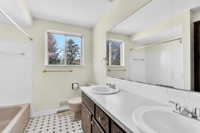 54011 Mound Rd, House other with 4 bedrooms, 3 bathrooms and null parking in Shelby Twp MI | Image 24