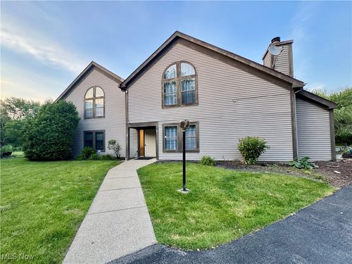3871 Northwoods Ct Ne, Warren, OH, 44483-4595 | Card Image