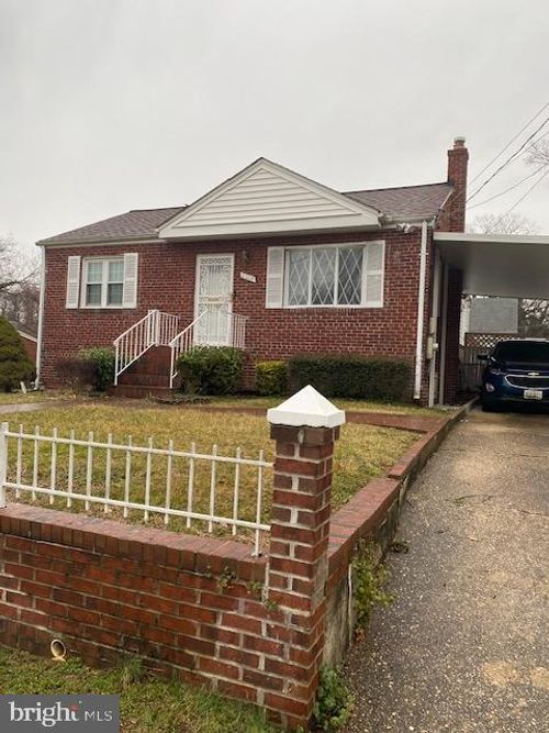 2204 Gaylord Dr, SUITLAND, MD, 20746-1441 | Card Image