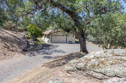 36846 Batti Rd, Coarsegold, CA, 93614-9562 | Card Image