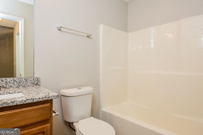 68 Gilliams Xing Sw, House other with 2 bedrooms, 3 bathrooms and null parking in Cartersville GA | Image 14