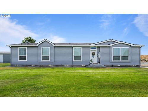 32374 E Loop Rd, Hermiston, OR, 97838 | Card Image