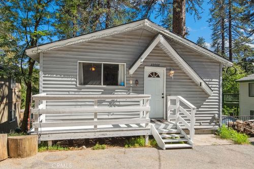 22868 Laurel Ln, Crestline, CA, 92325-9293 | Card Image