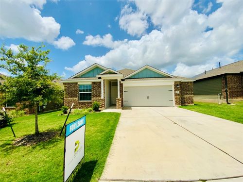 240 Barcelona, Kyle, TX, 78640-2761 | Card Image
