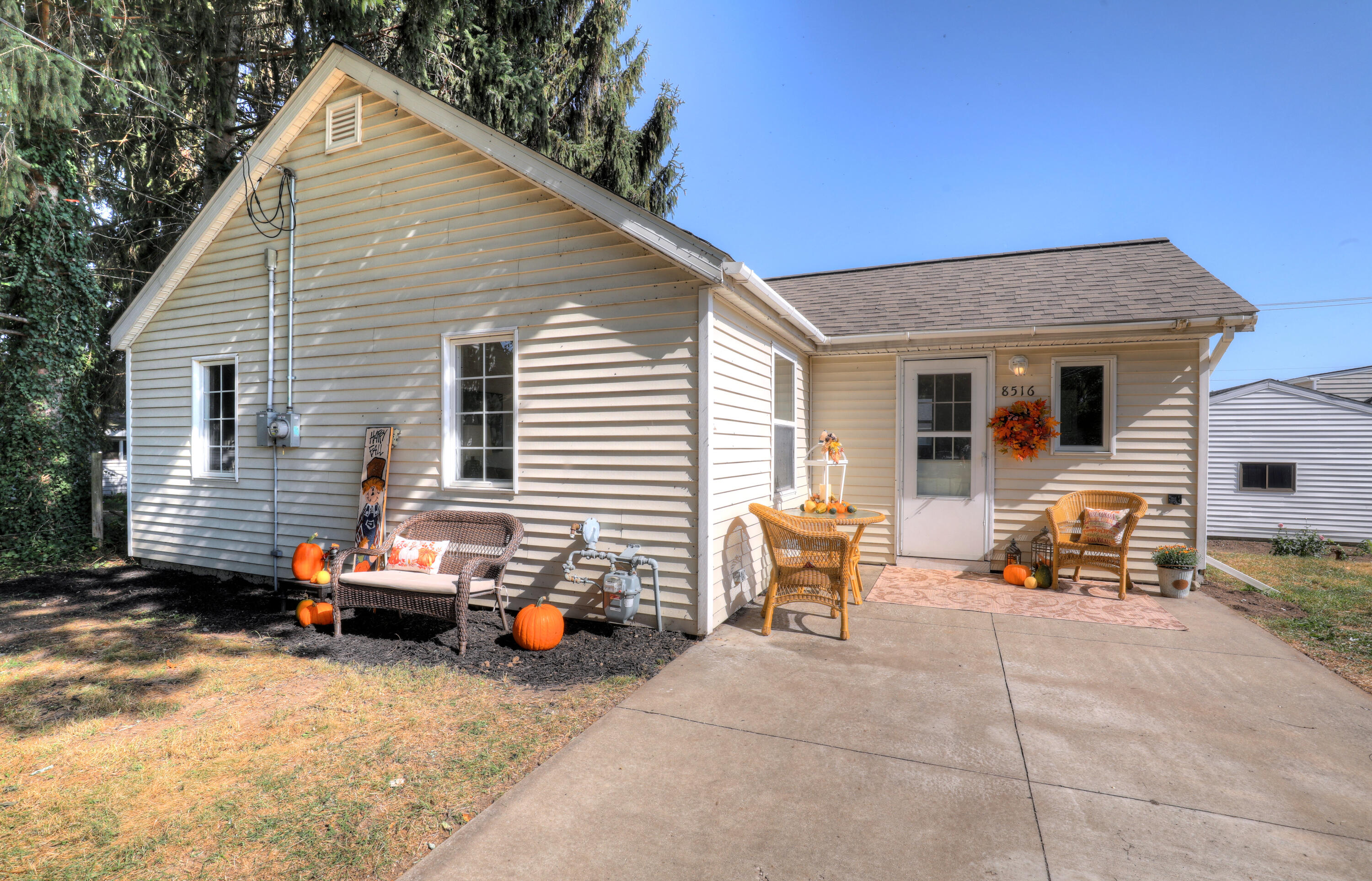 Harlow Ave, Byron Center, MI 49315