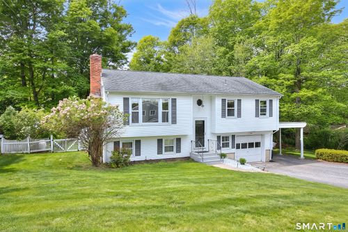 350 Bennetts Farm Rd, Ridgefield, CT, 06877-2106 | Card Image