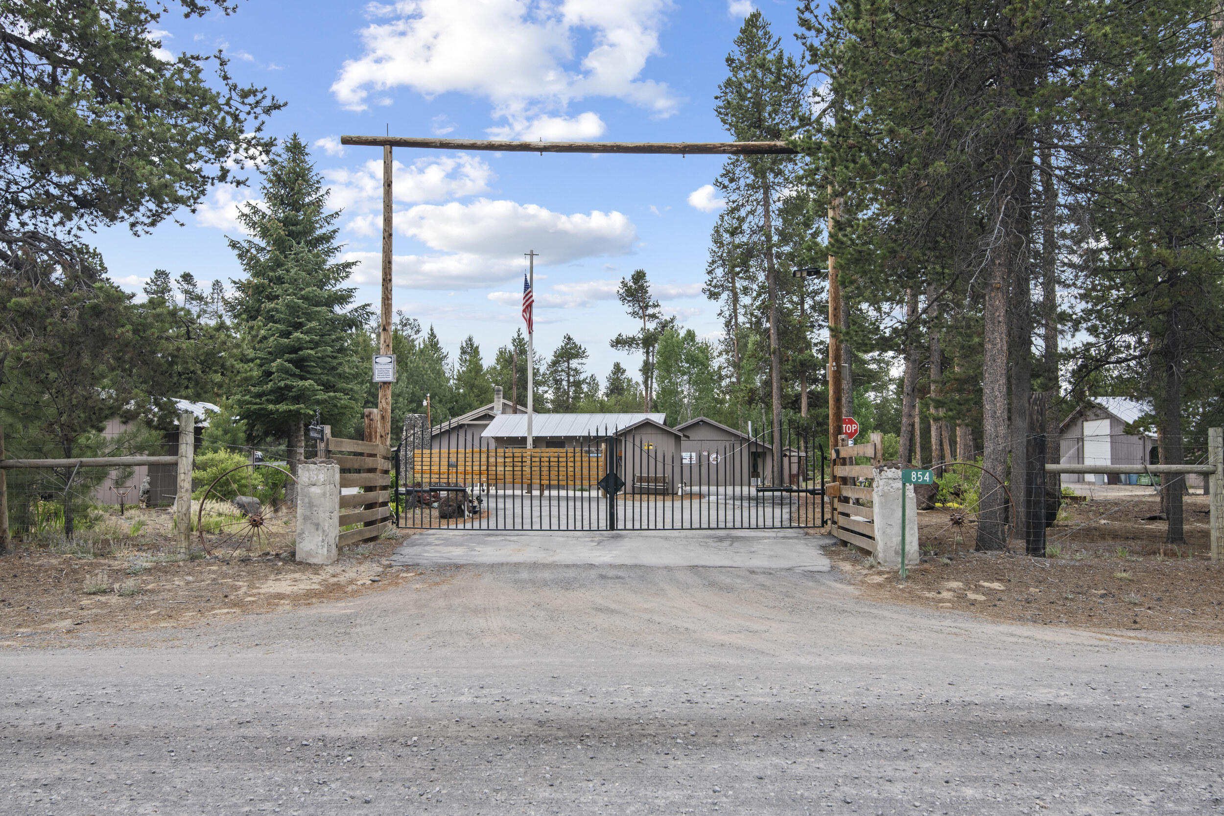 Fort Jack Pine Dr, Gilchrist, OR 97737