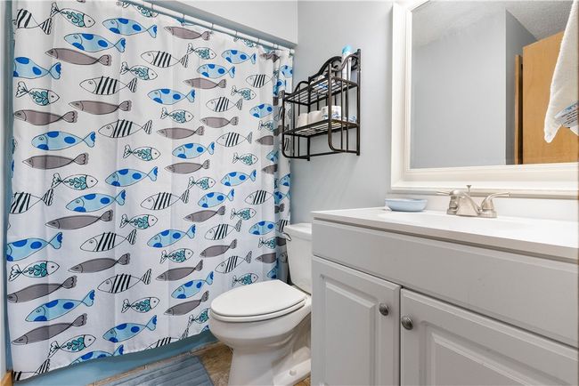 UNIT-3 - 700 Captains Cove Ct, Condo with 2 bedrooms, 2 bathrooms and null parking in Salem SC | Image 16