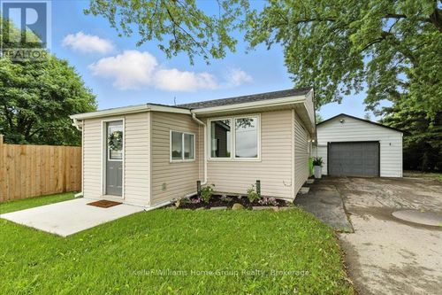 7637 Wellington Rd, Alma, ON, N0B1A0 | Card Image