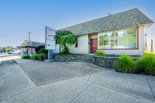 2517-2513-2517 Niles Ave, Saint Joseph, MI, 49085-1936 | Card Image