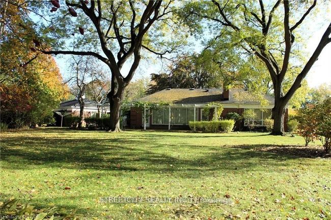 1517 Gloucester Road, House other with 4 bedrooms, 3 bathrooms and 10 parking in London North ON | Image 23