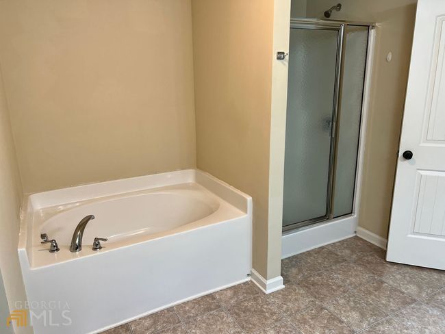 2709 Morgan Glen Rd, Townhouse with 3 bedrooms, 3 bathrooms and 1 parking in Buford GA | Image 6